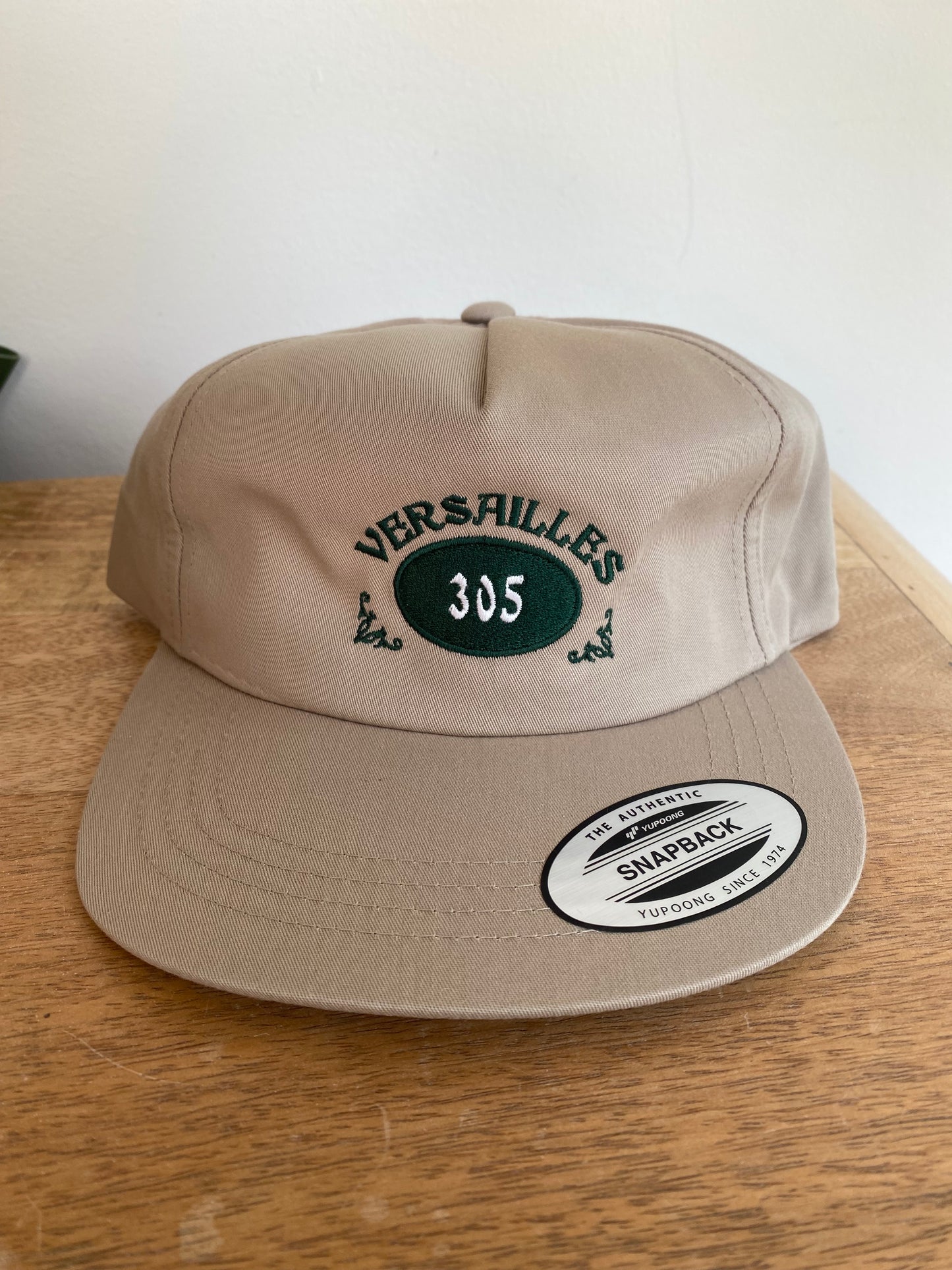 Versailles hat 305 khaki