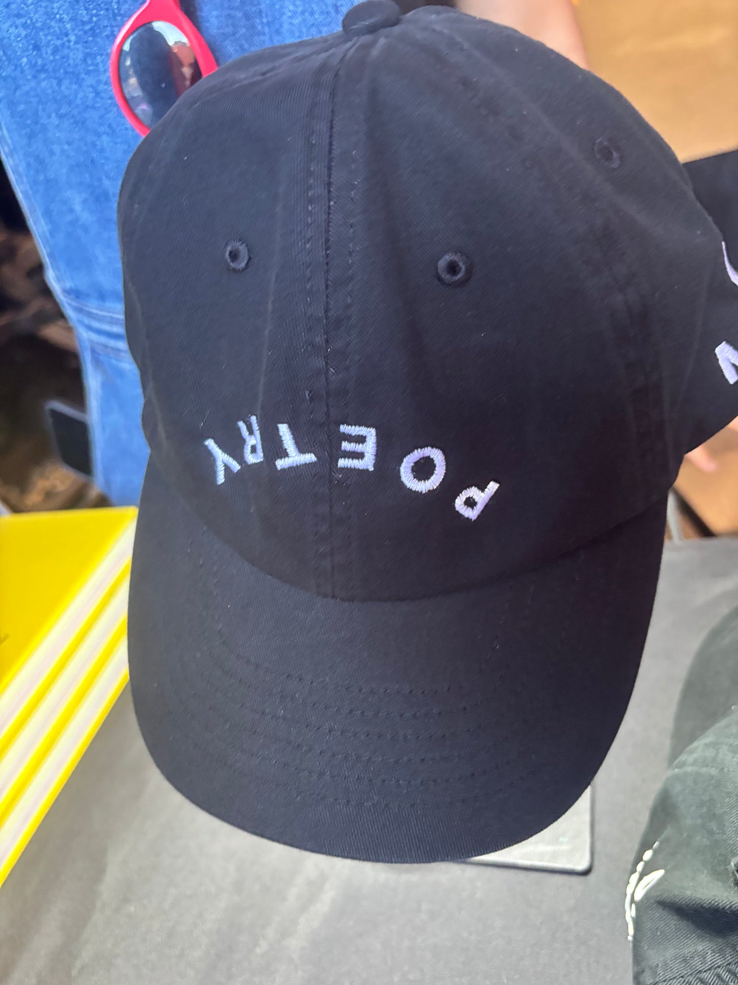 Poetry sunset hat black